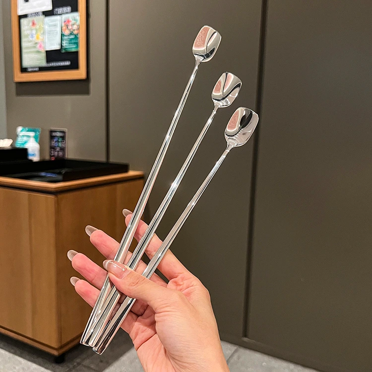 Roostevabast terasest segamislusikas